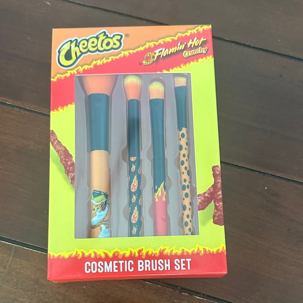 Cheetos Flamin' Hot Multicolor Makeup Brush Set - 4-Piece